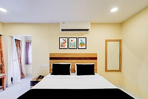 Deluxeshanthaa Residency