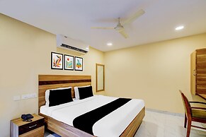 Deluxeshanthaa Residency