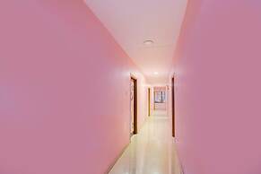Deluxeshanthaa Residency