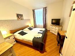Hotel Lesana