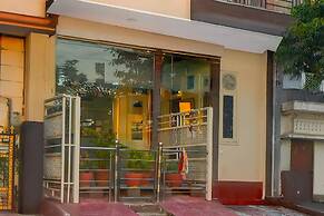 Deluxeaishwarya Inn