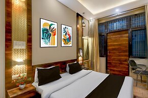 Deluxeaishwarya Inn