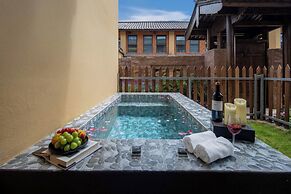 Aofeng Tangquan Secluded Villa