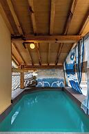 Aofeng Tangquan Secluded Villa