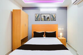 Deluxesri Balaji Luxury Rooms