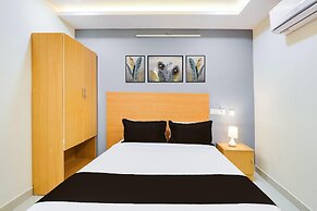 Deluxesri Balaji Luxury Rooms