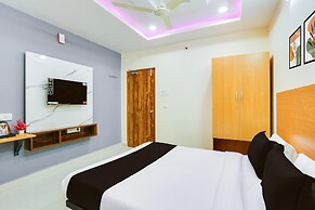 Deluxesri Balaji Luxury Rooms