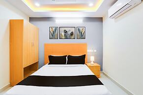 Deluxesri Balaji Luxury Rooms