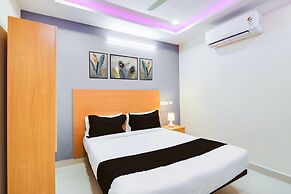 Deluxesri Balaji Luxury Rooms