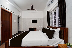 Deluxe Townhouse M K Elegance Inn