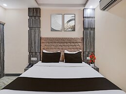Deluxeamba Palace