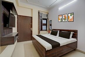 Deluxehotel Kartik Inn