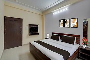 Deluxehotel Kartik Inn