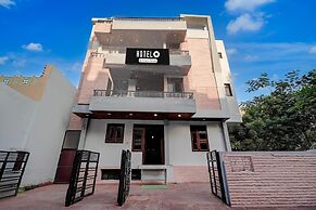 Deluxehotel Kartik Inn