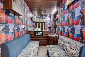Deluxehotel Kartik Inn