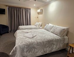 Sisleys Motel