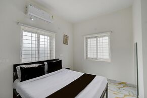 Deluxegn Luxury Suits