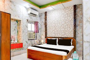 Deluxe Rupashi Restaurant And Guest House