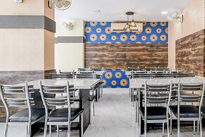 Deluxe Rupashi Restaurant And Guest House