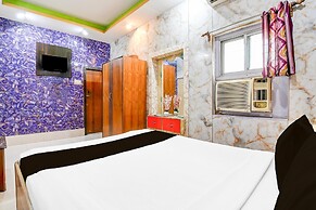 Deluxe Rupashi Restaurant And Guest House