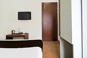 Deluxehotel Kamla Inn 2