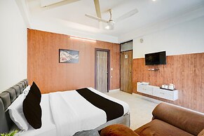 Classic With Balconyhotel The Nest