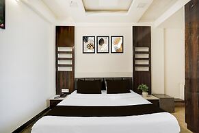 Classic With Balconyhotel The Nest