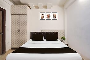 Classic With Balconyhotel The Nest