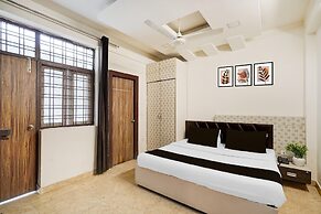 Classic With Balconyhotel The Nest