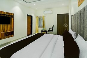 Deluxekhandaka Villa