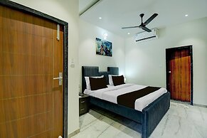 Deluxekhandaka Villa