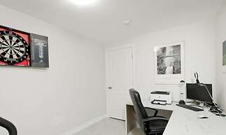 Arbour Crest by Grenadier Luxury suites