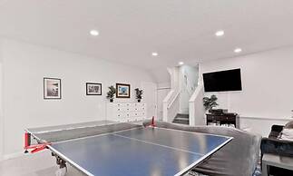 Arbour Crest by Grenadier Luxury suites
