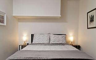 Arbour Crest by Grenadier Luxury suites