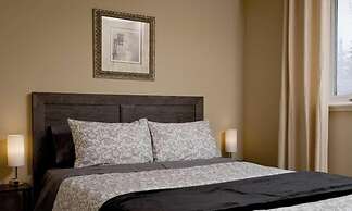 Arbour Crest by Grenadier Luxury suites