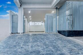 Deluxenest Guest House