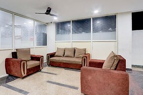Deluxenest Guest House