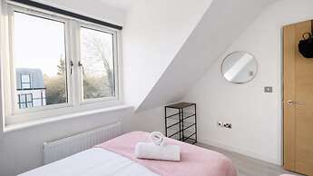 Amythest 4BR all With Ensuite Parking