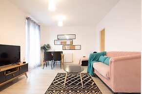 Quartz 2BR Apart With Garden NR Abbey Stadium