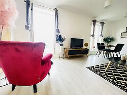 Quartz 2BR Apart With Garden NR Abbey Stadium