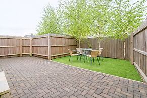 Tanzanite Ground Floor 2BR Apart Pet Friendly