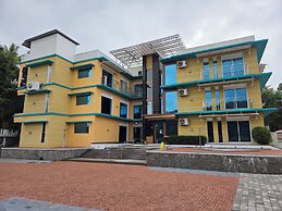 PetRose Business Hotel