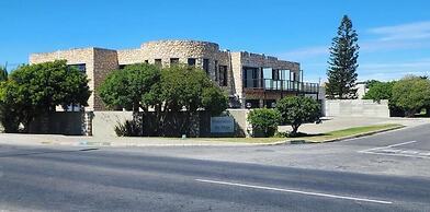 Stonehouse on Main