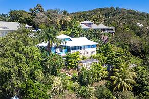 Top Ridge Views 2 Bedroom Home