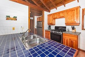 Top Ridge Views 2 Bedroom Home