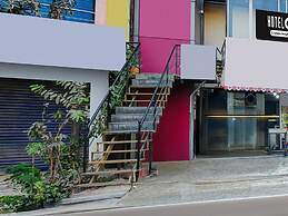 Deluxeaayush Stay INN