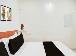 Deluxeaayush Stay INN