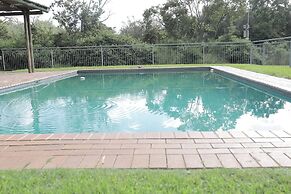 Luxurious, Spacious 2-br