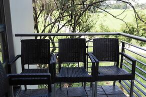 Luxurious, Spacious 2-br