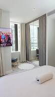 Stylish 1 BR Getaway, Fast Wi-fi, Beach Access